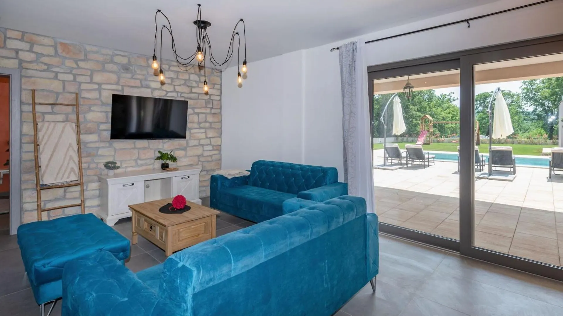 Villa Amore, A Perfect Holiday Villa For Families And Friends Labin   Labin (Istria)